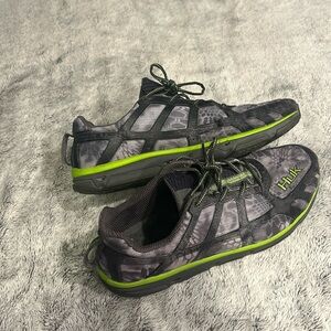 Huk Men’s Performace Fishing shoe